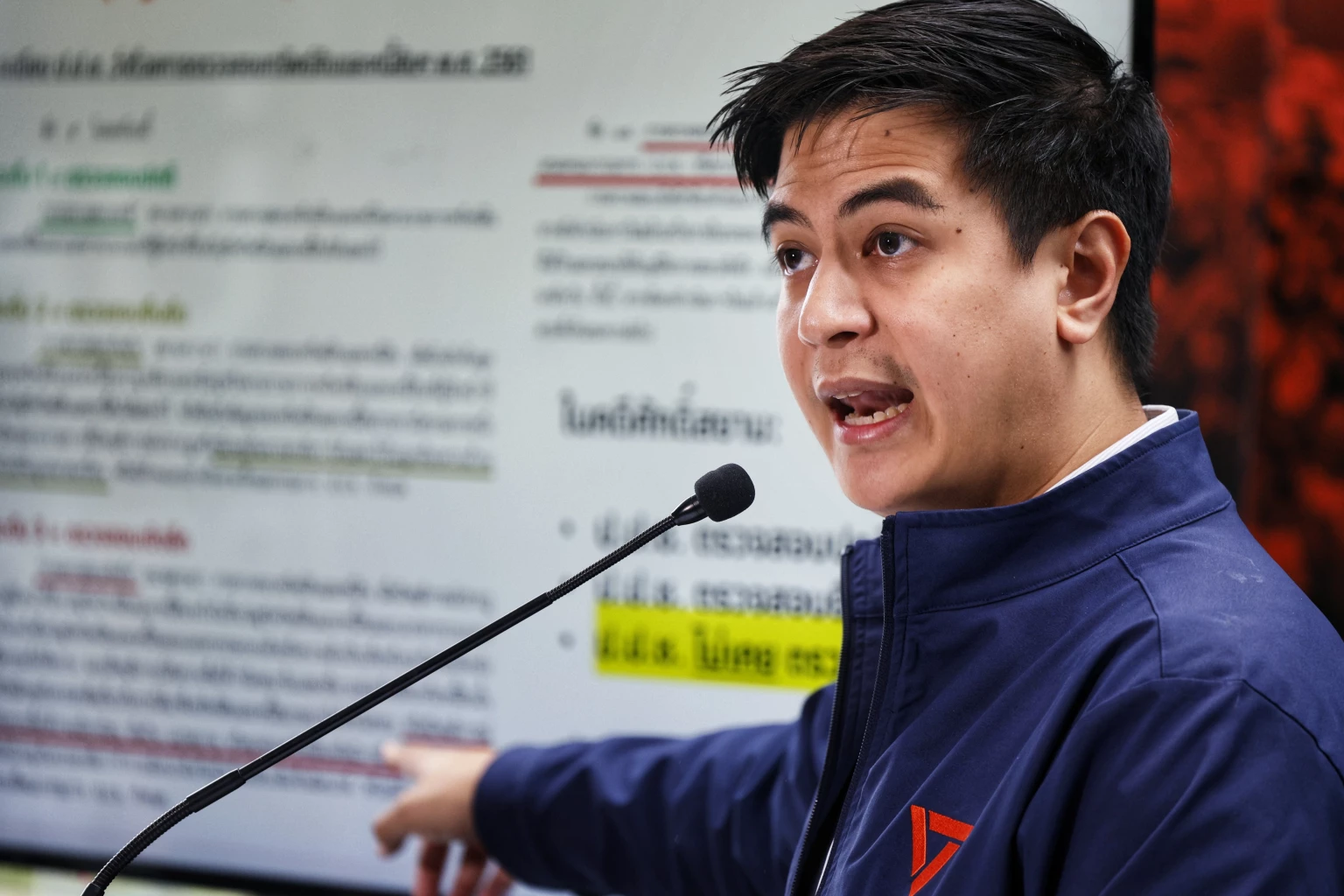 สแกนขั้ว ‘สว.น้ำเงินเข้ม-อ่อน' กลุ่มเสี่ยง สังเวย ‘โกงเลือก สว.’